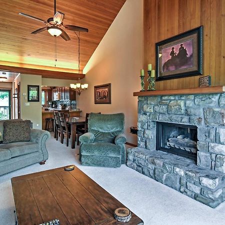 Beech Mountain Condo With Balcony, Walk To Resort! Esterno foto