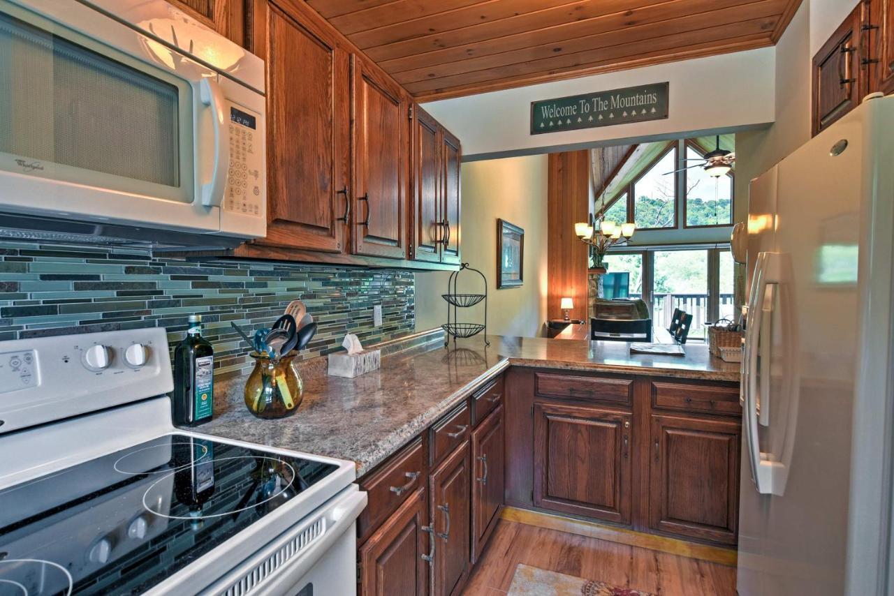 Beech Mountain Condo With Balcony, Walk To Resort! Esterno foto